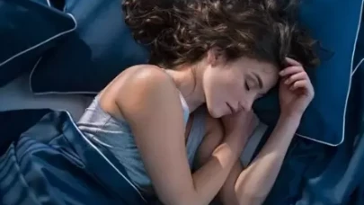 Rüyada Babanın Kızıyla Konuşmaması Ne Anlama Gelir? Detaylar